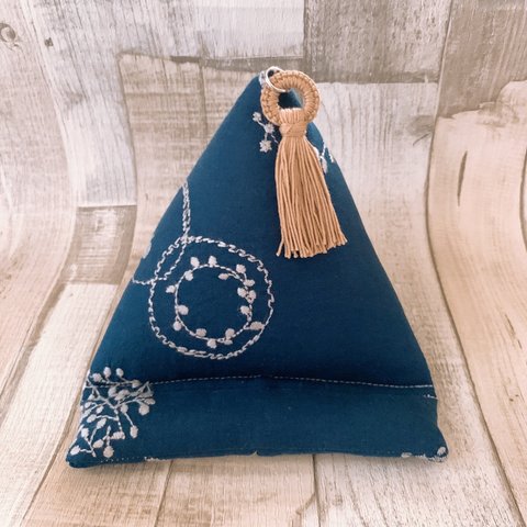 スマホクッション 刺繍 ネイビー ☆送料込☆