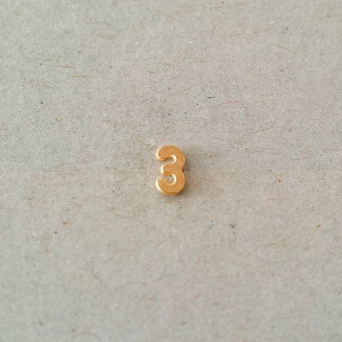 LETTER  3 stud earrings 