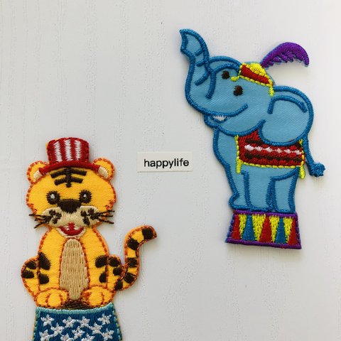 2枚セット　可愛い動物アイロンワッペン　刺繍ワッペン