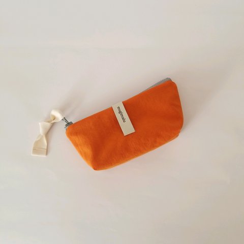 poitto16 マチ5 天然色素染NYLON POUCH ..Madder..