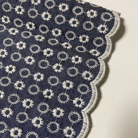 タンガリー刺繍生地