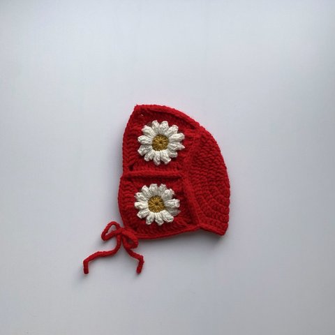 ② 【 daisy  bonnet 】ベビーボンネット / お花モチーフボンネット / かぎ針編みボンネット / グラニースクエア