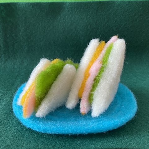 ベーシックサンドイッチ/ハム・レタス・チーズ