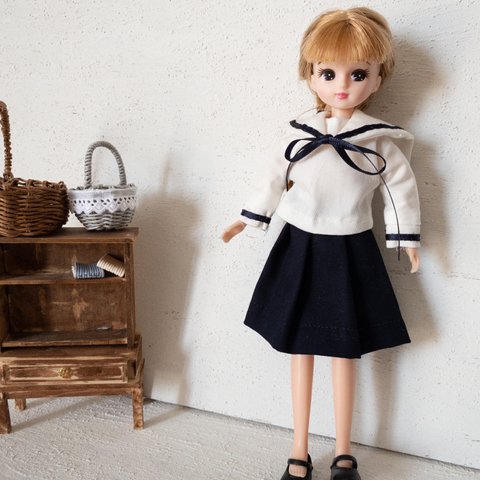 かわいさ満点！リカちゃん用白セーラー服  