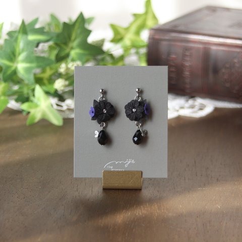 黒花と蝶/ピアス▪︎イヤリング