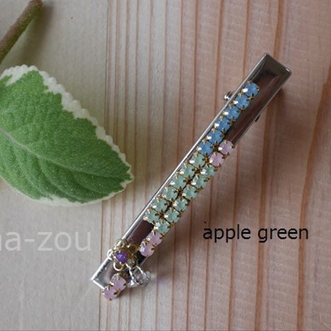 ミルキーカラー爪付ストーン　ヘアクリップ（apple green)