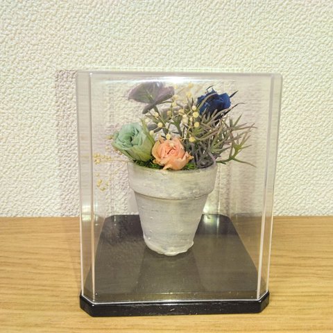 フラワーケース(ミニ薔薇の鉢植え)