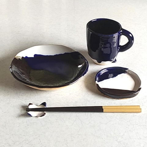 《4点セット》陶のシンプルシックなおひとりさまセット【マグカップ・深皿・小皿・箸置き】