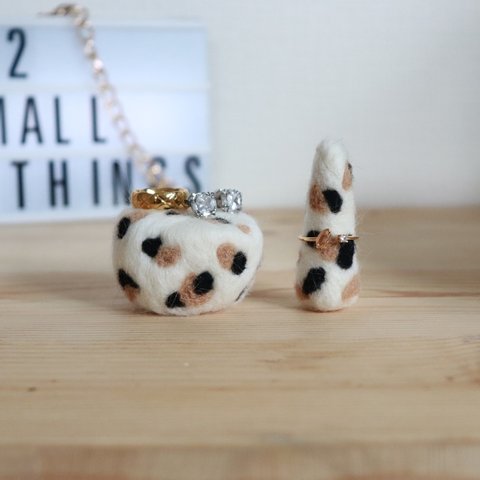 no.12 ANIMALset…三毛猫…ｱｸｾｻﾘｰﾄﾚｲ＆ﾘﾝｸﾞｽﾀﾝﾄﾞ