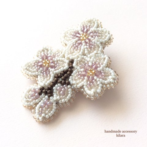 桜✧ビーズ刺繍ブローチlb