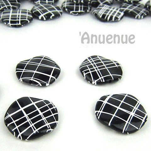 Round Wave 大振りアクリルビーズ 30mm【Monotone Plaid 】 4個