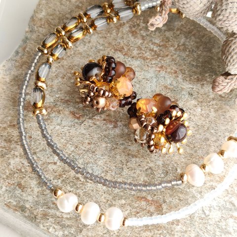 Bloom - brown -  pierce/earring