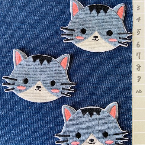 3枚入り　ネコ　猫刺繍アイロンワッペン