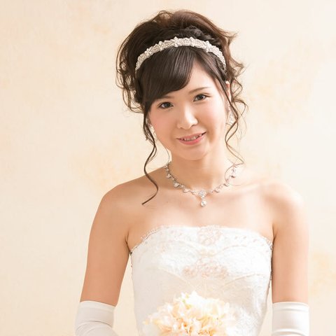 カチューシャ【ティナ】ビジュー ヘッドドレス 結婚式 披露宴 パーティー 二次会