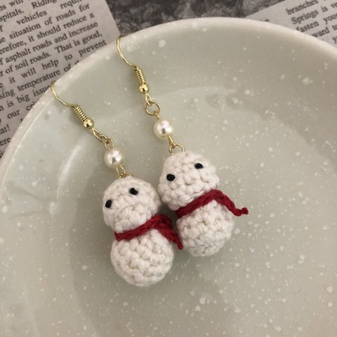 雪だるま　ニット　パール　ピアス　ボール