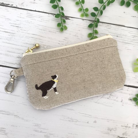 ＋ 小さな ふんわりポーチ ＋  猫 刺繍