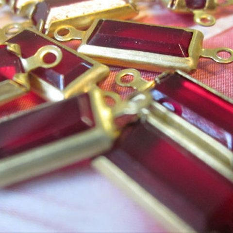 Vintage　Rubyの長方形コネクター♡