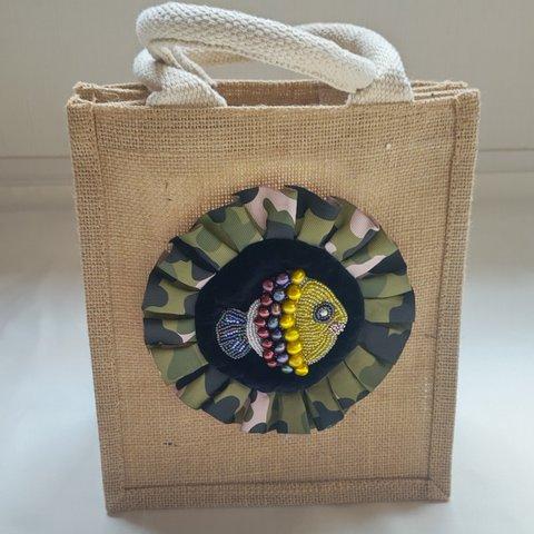 ビーズとパール刺繍のお魚さんtotebag