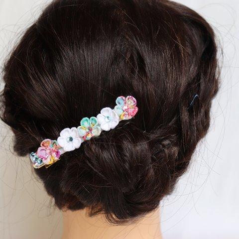 小花のヘアクリップ