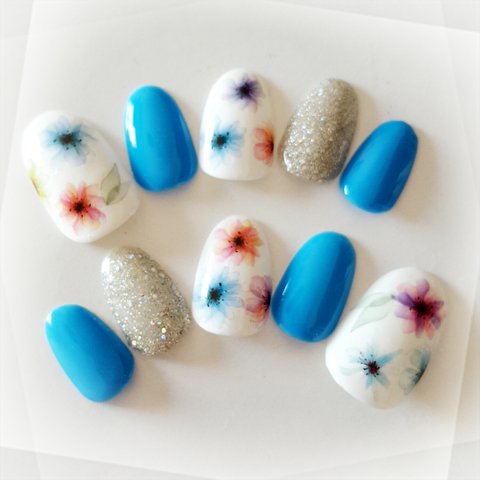 Vivid Flower Nail Sky Blue