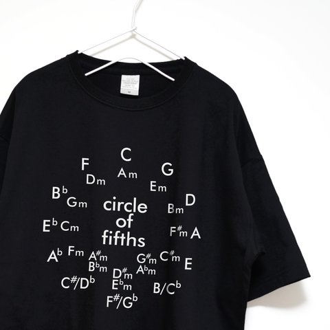 音楽理論系Ｔシャツ サークル・オブ・フィフス　ビックシルエットTシャツ 【ブラック】程よい厚さ生地の半袖クルーネック