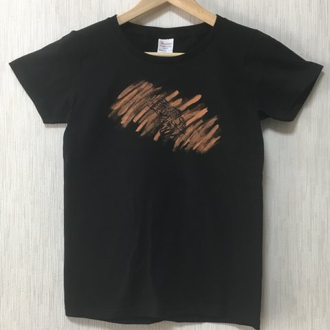 フトアゴかくれんぼTシャツ