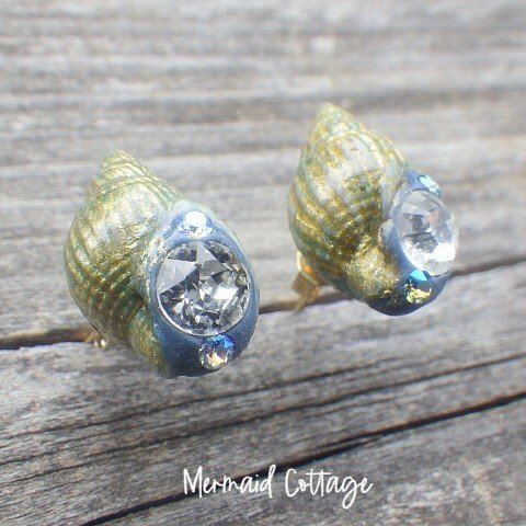 Mermaid Greek Vintage Shell＊Mermaid Stud＊クリスタルクリア