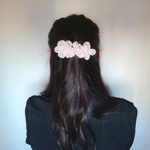 ラッピング無料☆ソメイヨシノ ピンクベージュメッシュのリボンの桜 バレッタ ヘアクリップ リボンフラワー