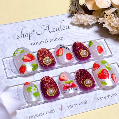 いちごデザイン🍓ネイルチップ