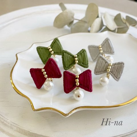 Ribbon  リボン刺繍ピアス／イヤリング