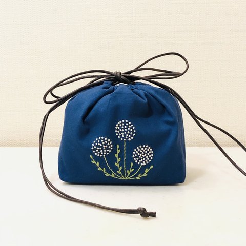 SALE. 刺繍 サコッシュ ポシェット  巾着 バッグ ＜ダークブルー＞  差し色 和装　着物