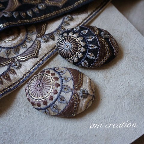 インド刺繍のポニーフックorブローチ＜ランゴリ柄＞
