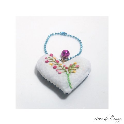 no.483 - flower embroidery ＊ heart charm④