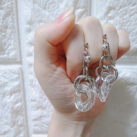 sale♡シルバーリングとオーロラチェーンのピアス