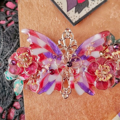 （6cm金具）紅椿と手まりの蝶バレッタ～縁神様の云フ通り～（hair ornaments of  butterfly〜〜）