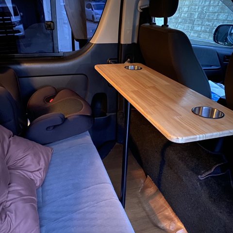 車中泊、キャンプに最適☆ハイエース専用セカンドテーブル【カップホルダー付き】