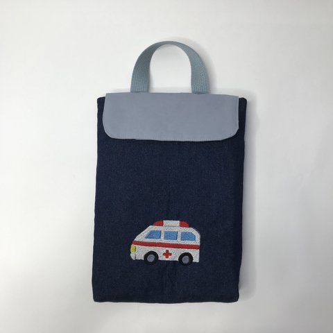 救急車　オリジナル刺繍　小学校　入学準備　タブレットケース