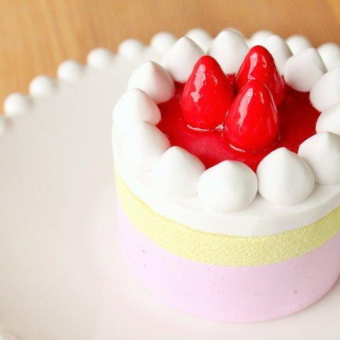 ケーキな小物入れ