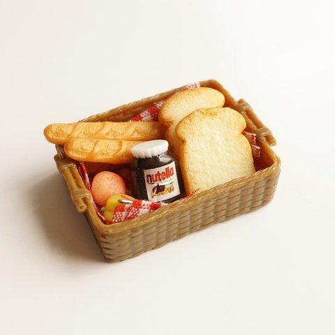 ミニチュア パンset ピクニック カゴ ナイフ 果物 ジャム 雑貨 小さい ドール キッチン 食材 料理 フード お菓子 食べ物 食パン