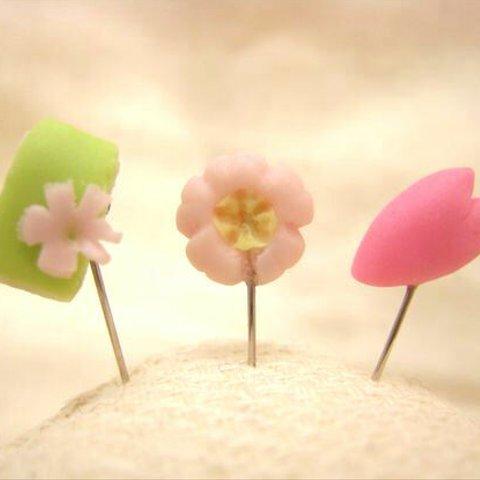 桜の和菓子のまち針♪