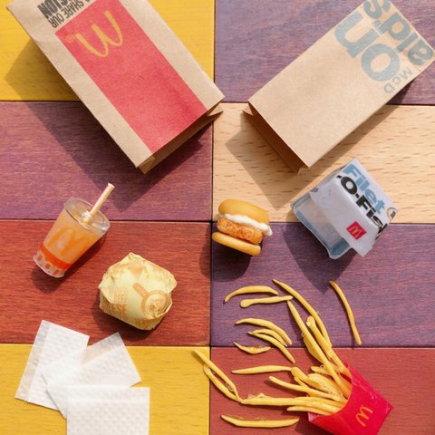 ミニチュア＊わたしの大好きなマクドナルドセット＊マックフライポテト🍟andフィレオフィッシュ🐟andチーズバーガー🍔andオレンジジュース🥤