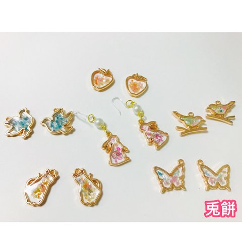 イニシャル入り☆シェルピアス/イヤリング