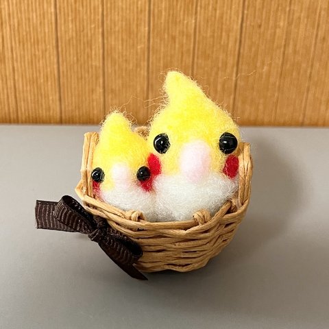 オカメインコの親子　羊毛フェルト雑貨