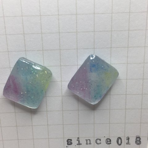 arimaya.にじいろレジンピアス