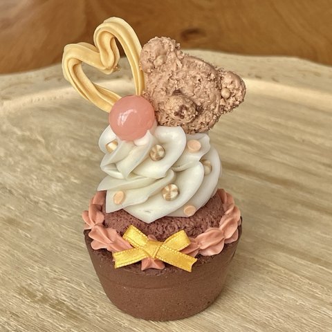 テディクッキーカップケーキ　　バレンタインチョコ