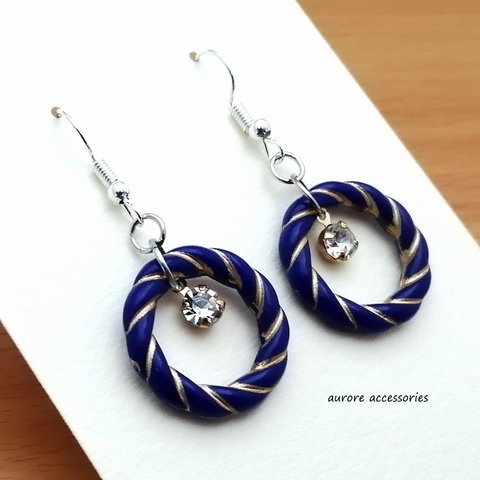 beads pierced earrings　ビーズ　ブルー　丸　サークル　ラウンド　ネイビー