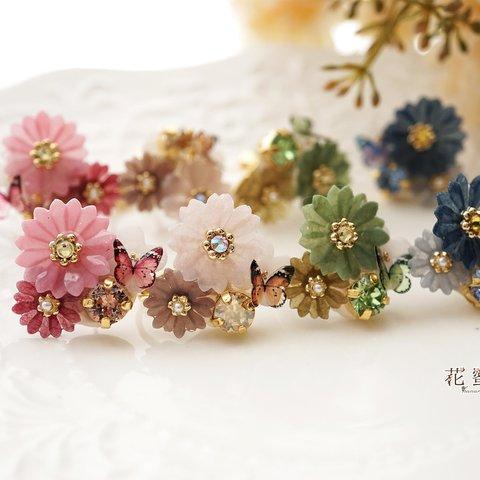 【受注販売】ヒナギクのイヤリング／ピアス