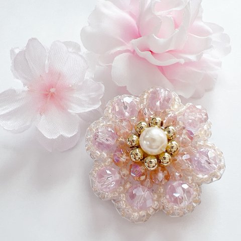 【ビーズ刺繍】pink pearl フラワーモチーフ×ブローチ