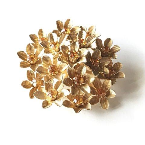 Coro flower brooch 1950s vintage gold yellow rhinestone