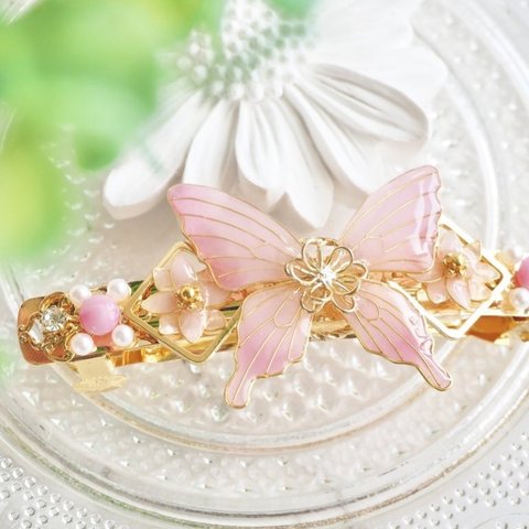 〈受注生産品〉春の夢見る蝶 バレッタ ピンク